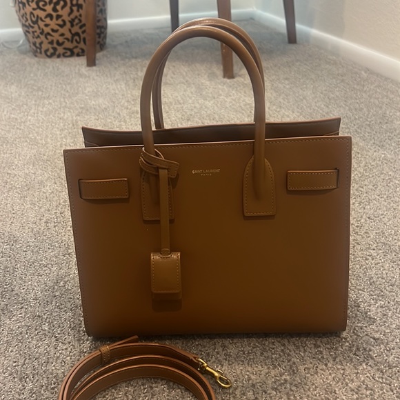 YSL Sac Du Jour - Picture 3 of 9